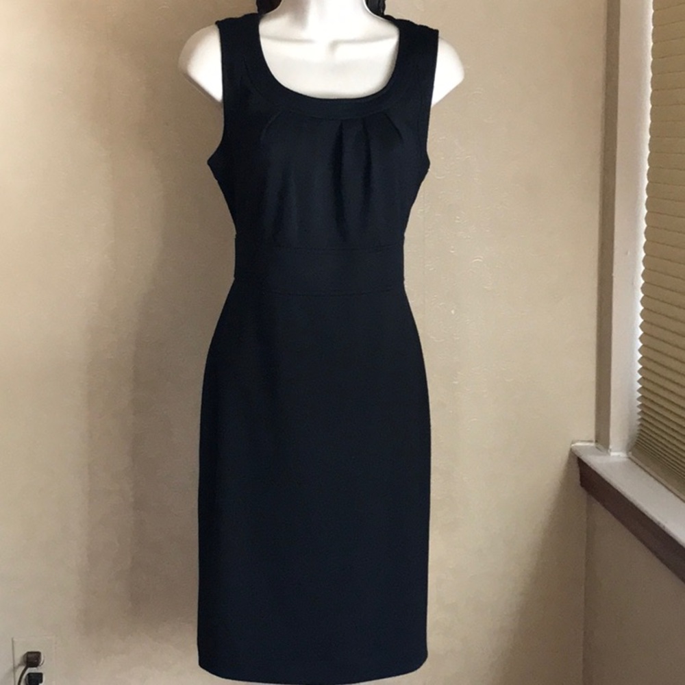 London Times Perfect Black Knit Dress.        NWOT